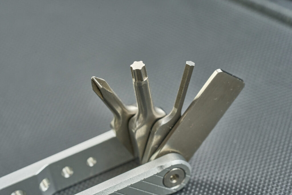 SmallRig-multi-tool