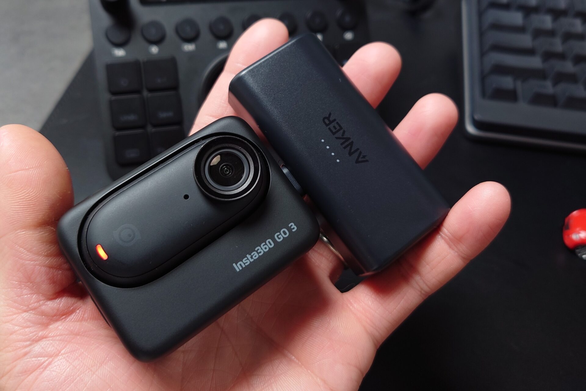 Insta360 GO 3とAnker Nano Power Bank